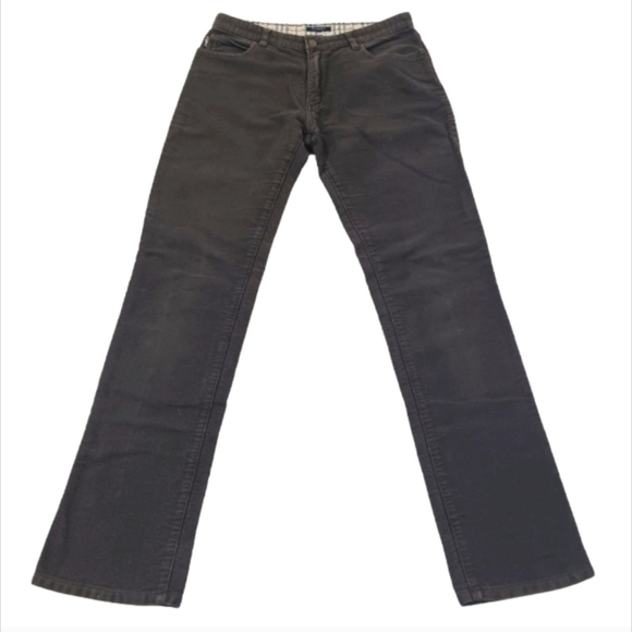 Burberry London Women's EUC Straight Leg Jeans in US size 8 - Picture 8 of 10